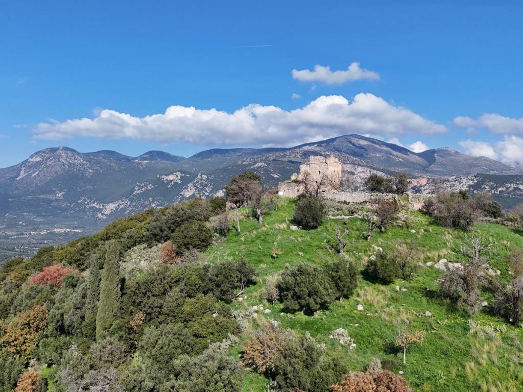 Old castle above Stavropigio and the plot