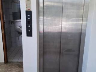 Asanser kai WC 2oy Orophoy