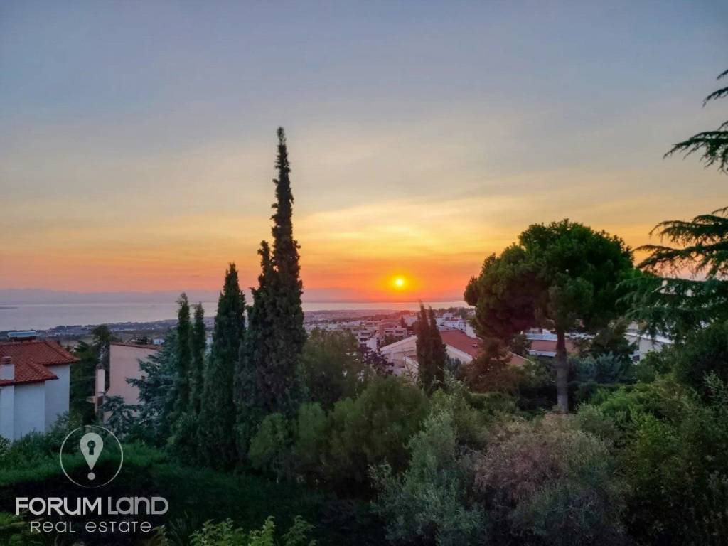 Forumland Real Estate, Θέα θάλασσα