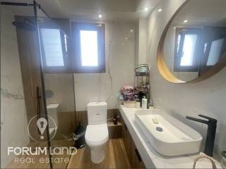Forumland Real Estate, Μπάνιο
