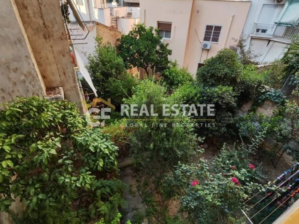 Θέα από μπαλκόνι