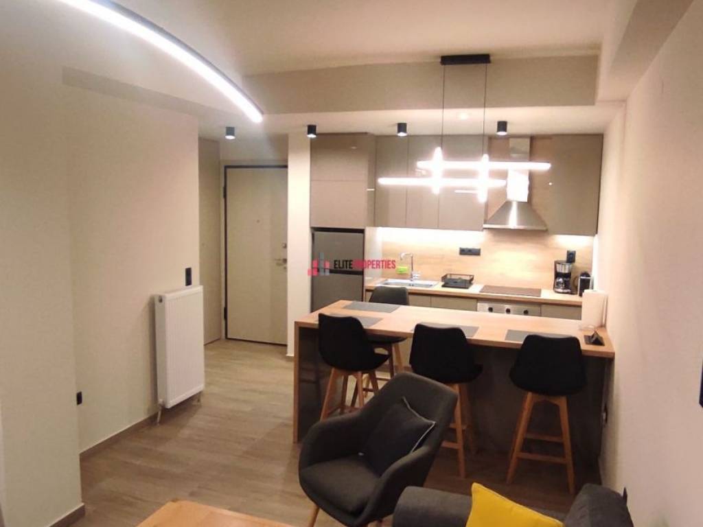 ΣΑΛΟΚΟΥΖΙΝΑ