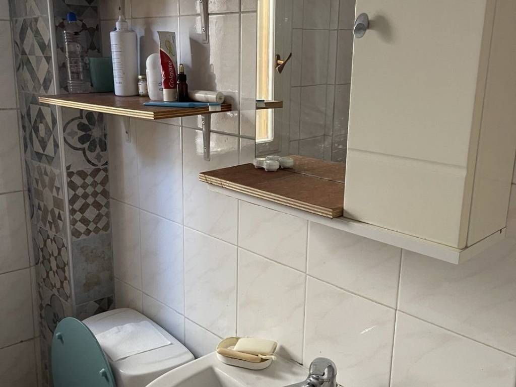 Forumland Real Estate, Μπάνιο