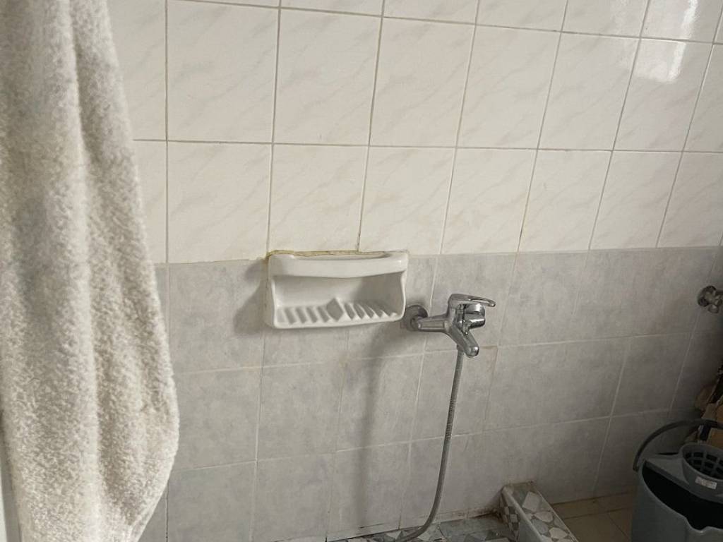 Forumland Real Estate, Μπάνιο με ντουζιέρα