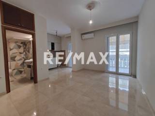 Σαλοκουζίνα