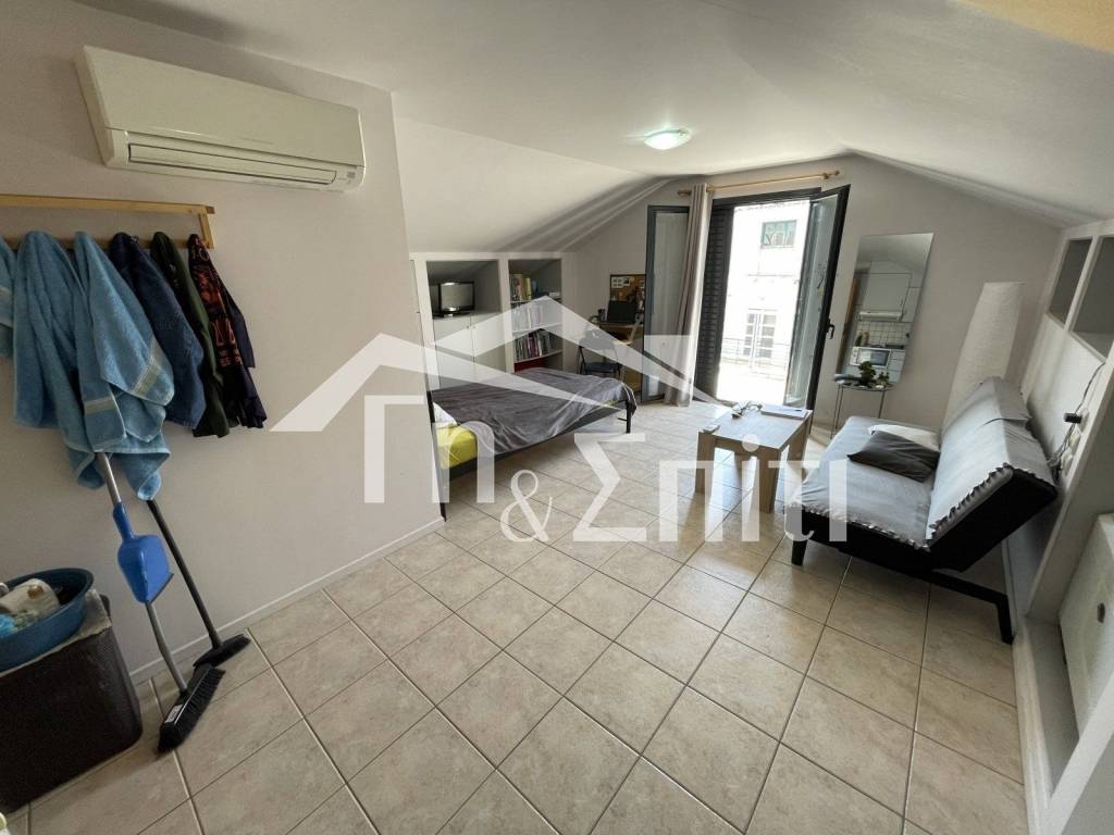 Σαλοκουζίνα