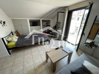 Σαλοκουζίνα