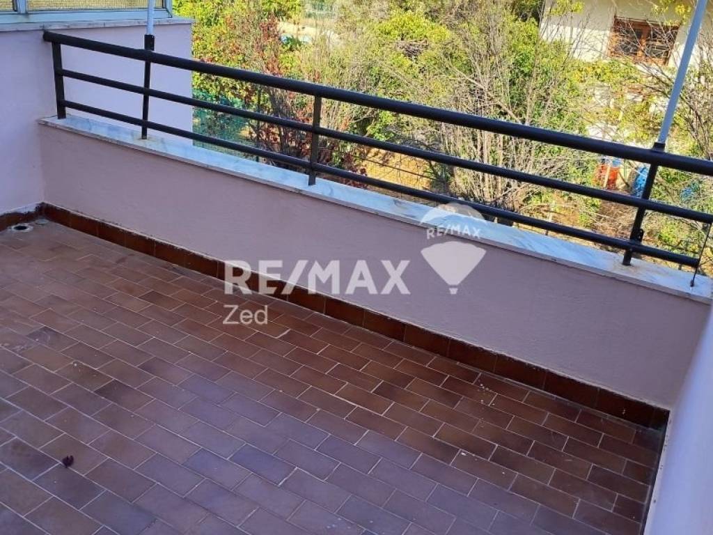 Θέα από μπαλκόνι