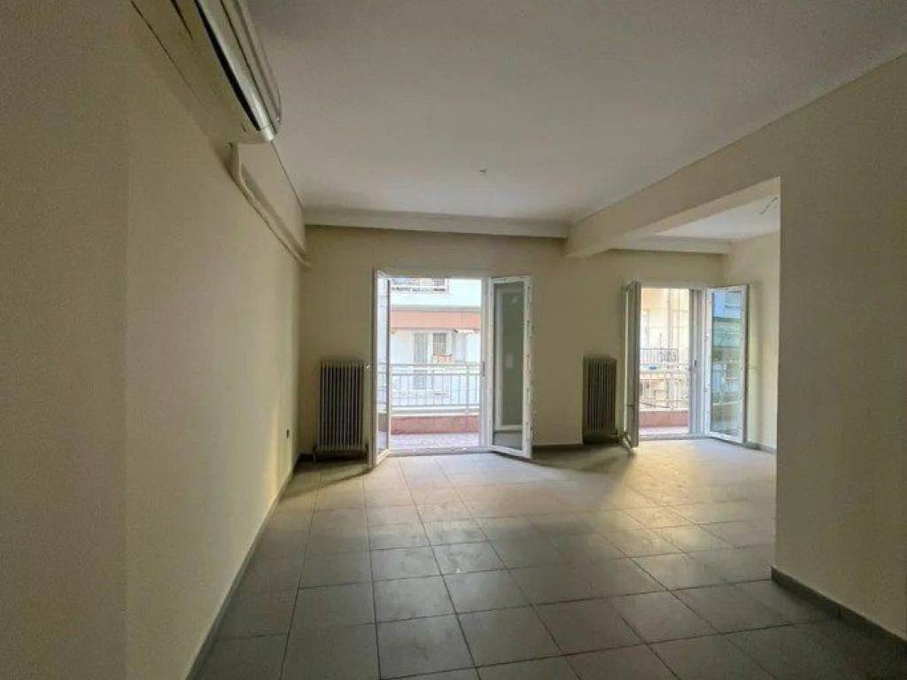 Forumland Real Estate, Σαλοκουζίνα