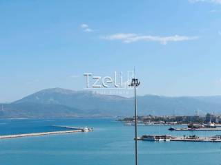 Θέα απο μπαλκόνι