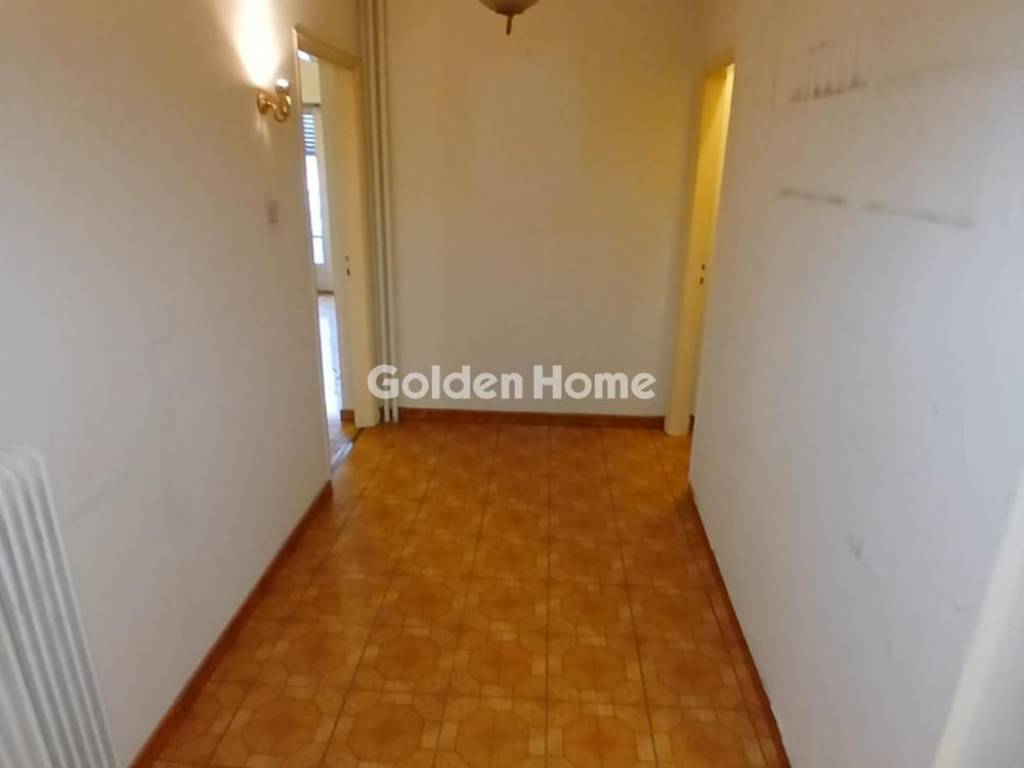 Χολ - Διάδρομος