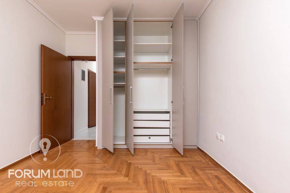 Forumland Real Estate,  Ypnodomatio