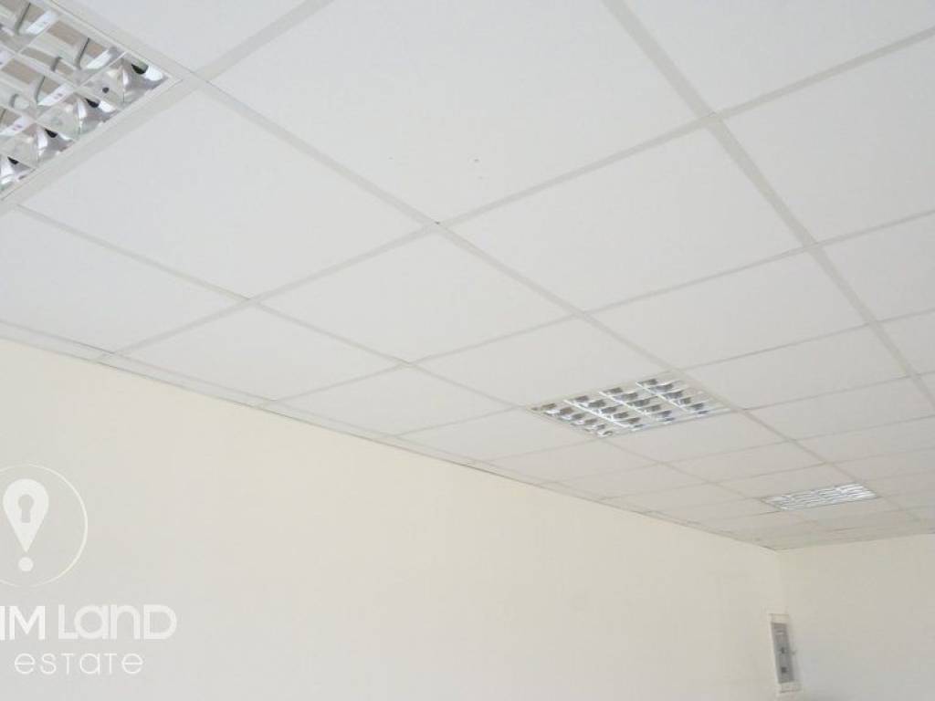 Forumland Real Estate, Φωτιστικά