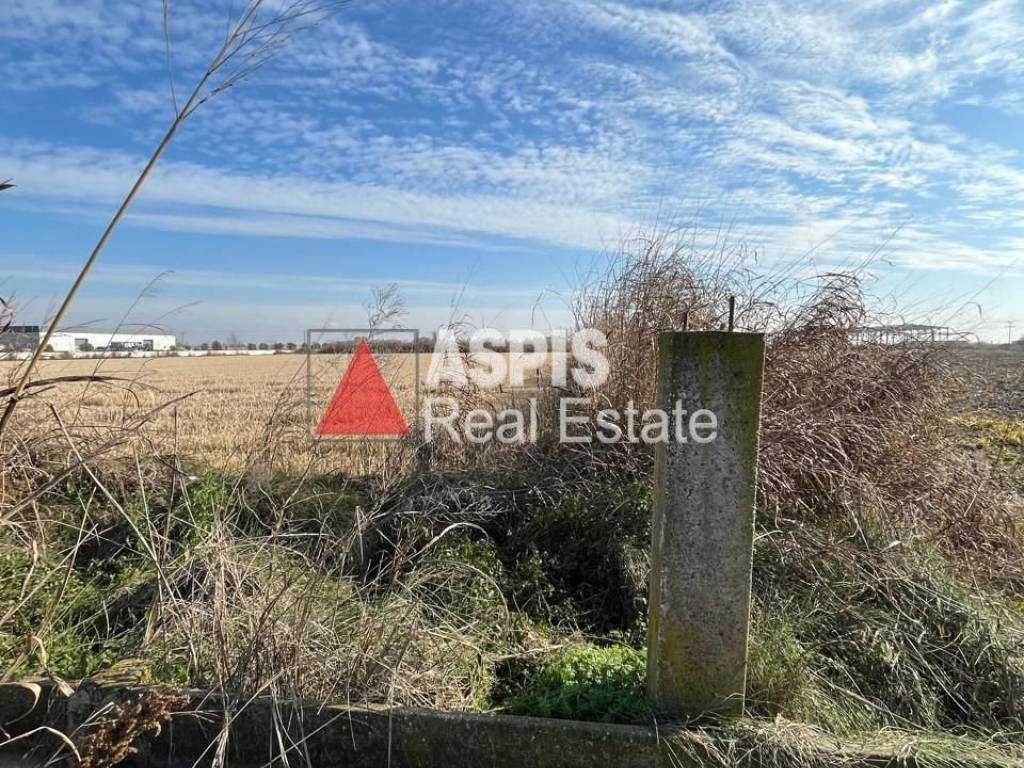 Εξωτερικοι χώροι