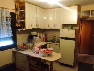 ΚΟΥΖΙΝΑ ΚΑΤΩ ΟΡΟΦΟΥ