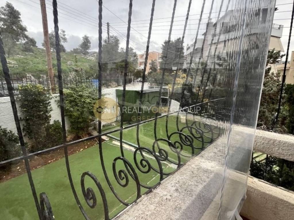 Θέα από μπαλκόνι