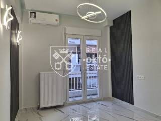 Σαλοκουζίνα