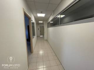 Forumland Real Estate, Εσωτερική όψη