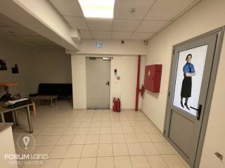 Forumland Real Estate, Εσωτερική όψη