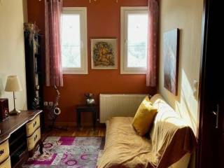 Forumland Real Estate, Χωλ