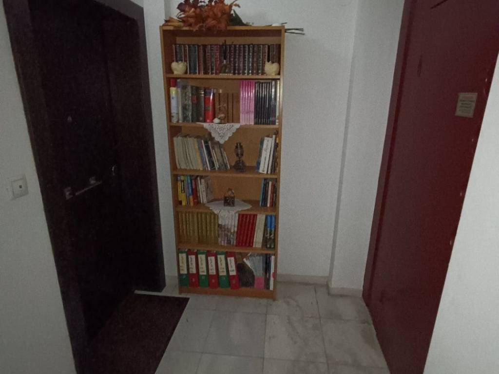 ANYPLACE MESITIKES YPERESIES