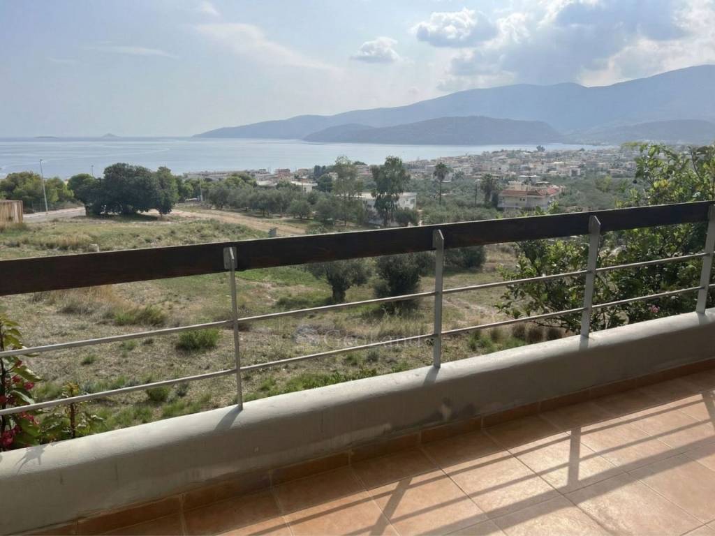 Θέα από μπαλκόνι