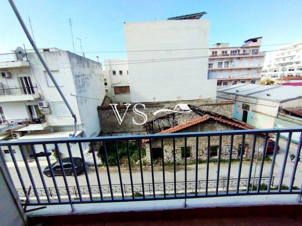 Θέα απο μπαλκόνι