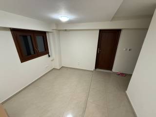 ΓΡΑΦΕΙΟ ΗΜΙΥΠΟΓΕΙΟ