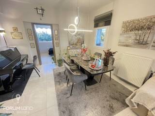 Forumland Real Estate, Τραπεζαρία