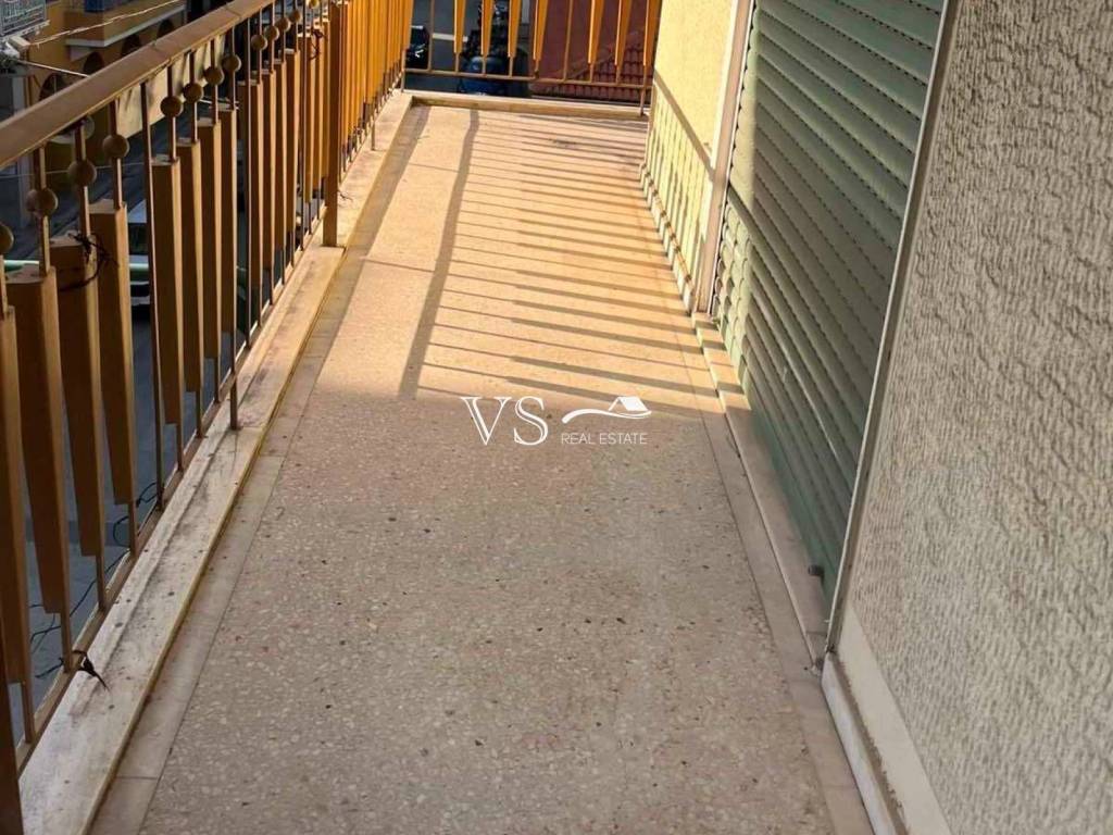 Θέα απο μπαλκόνι