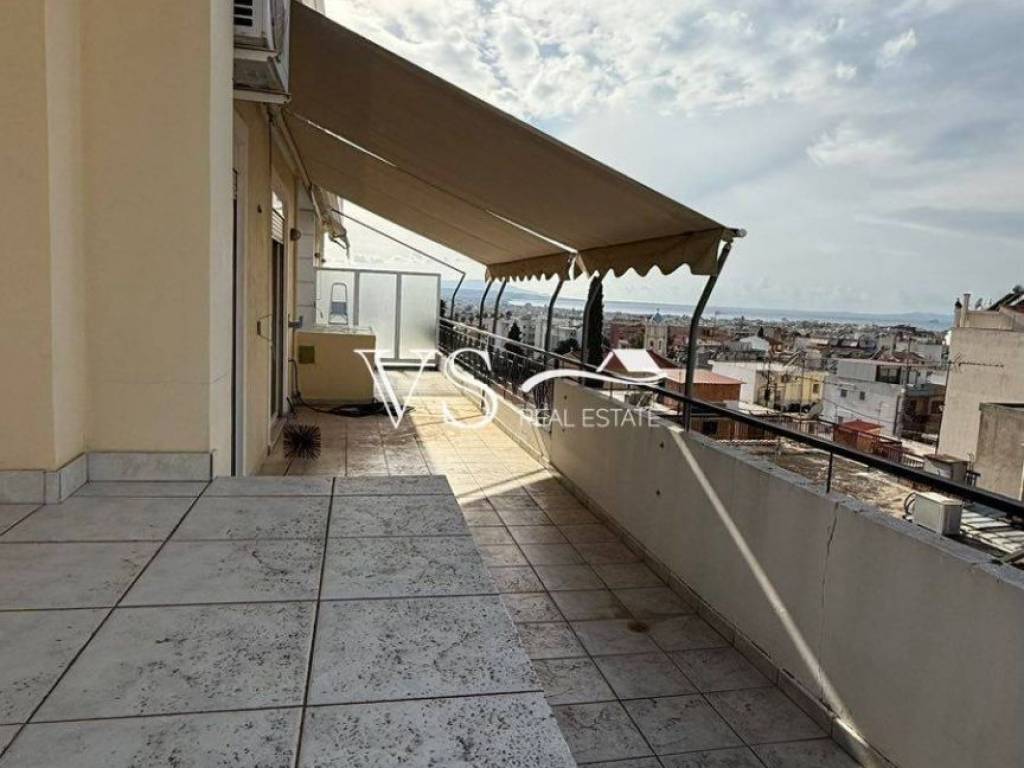 Θέα απο μπαλκόνι