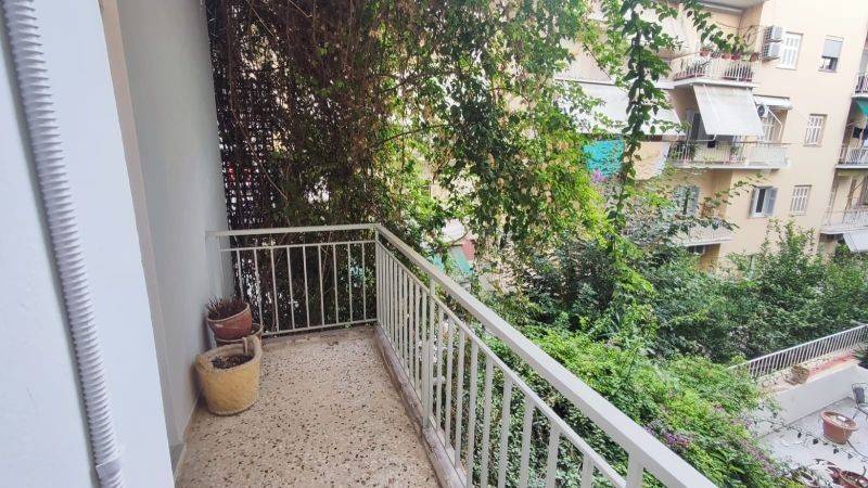 Θέα από μπαλκόνι