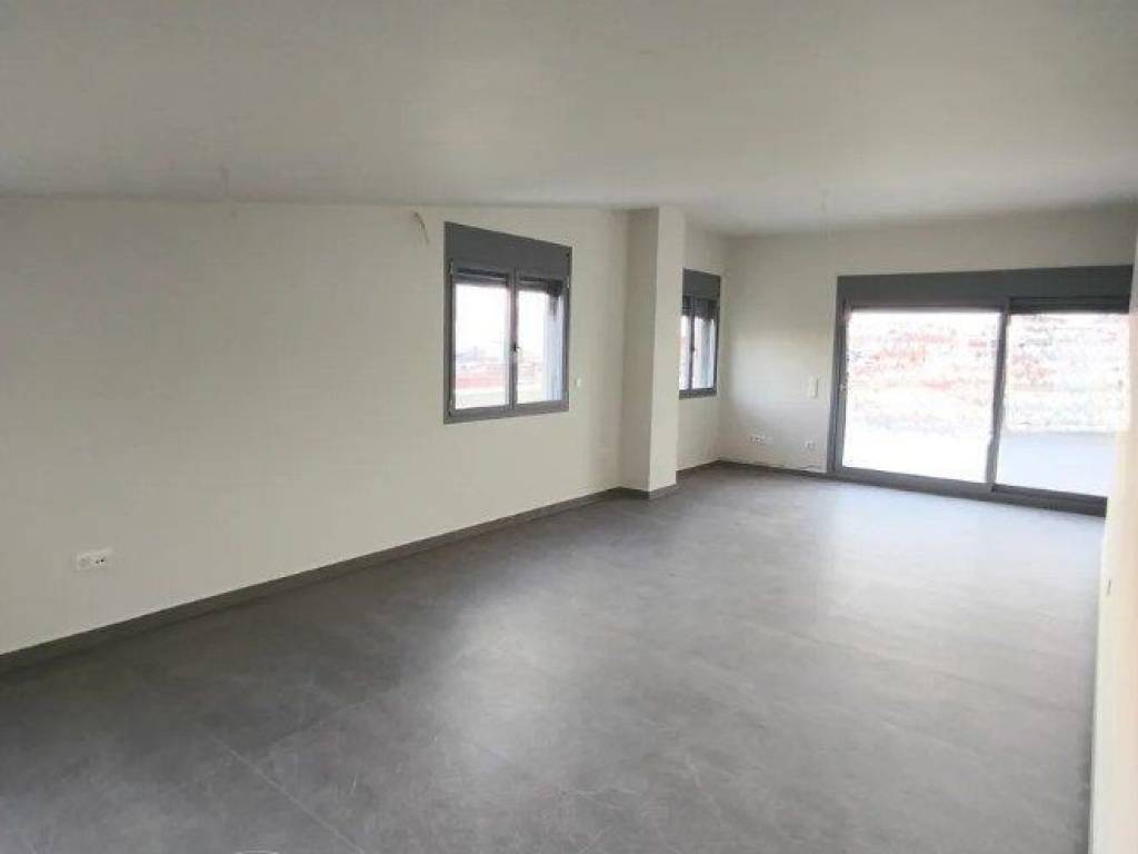 Forumland Real Estate, Σαλόνι με τζάκι