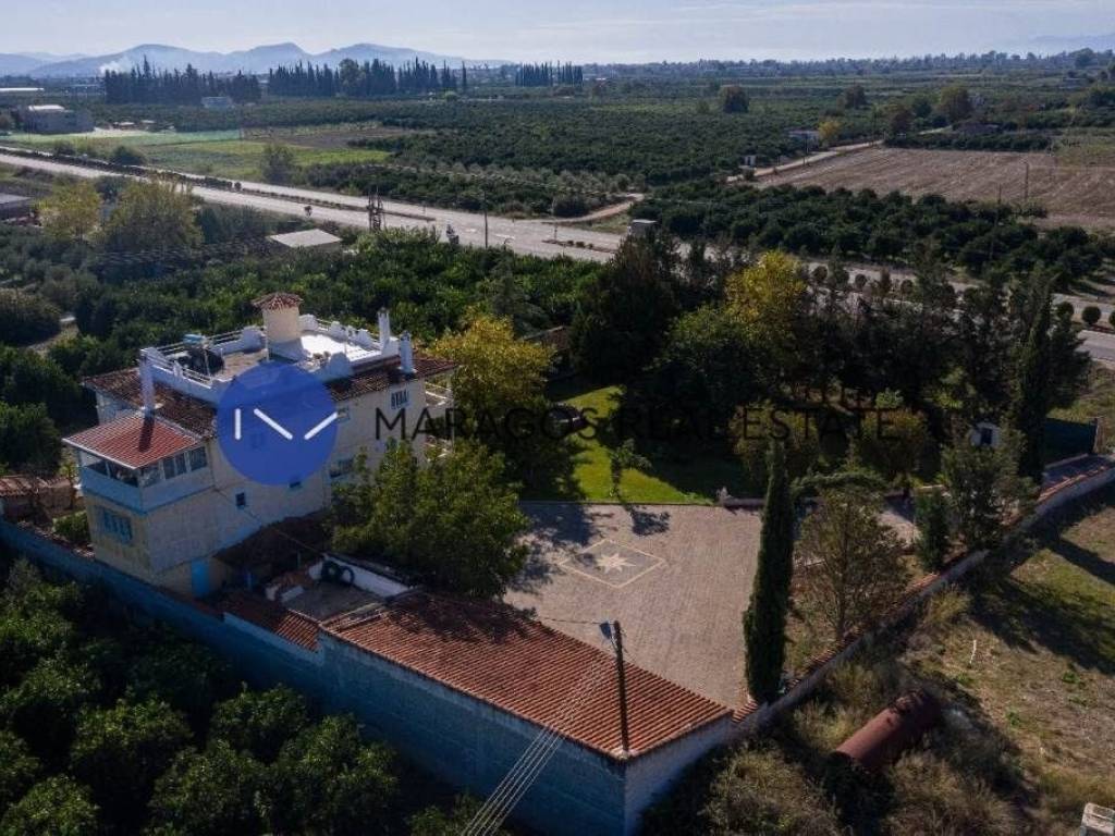 Εσωτερικοι χώροι