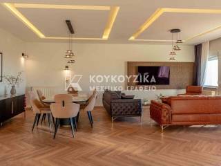 Σαλοκουζίνα