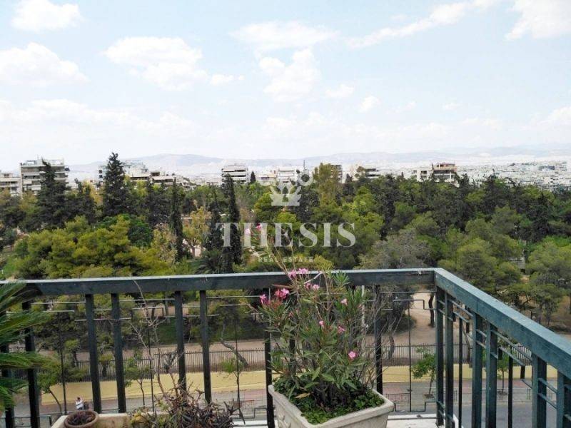 Θέα από μπαλκόνι