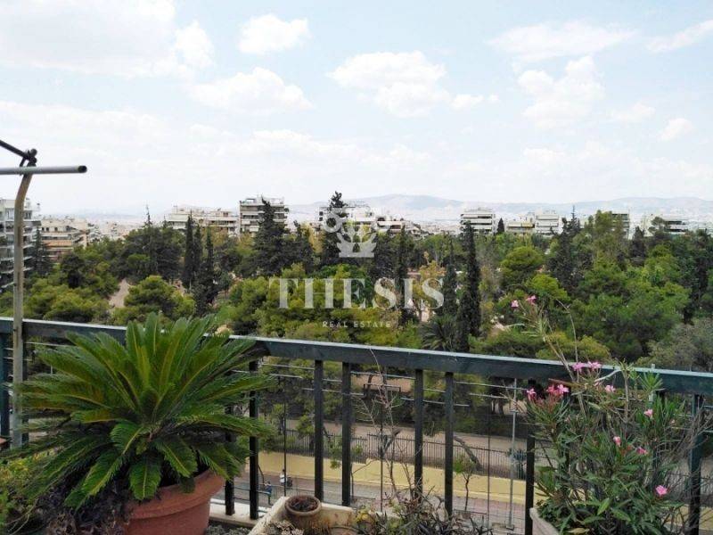 Θέα από μπαλκόνι