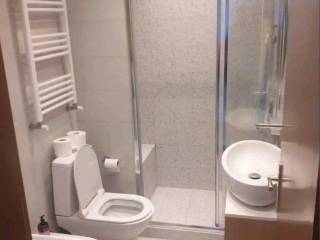 Forumland Real Estate, Μπάνιο