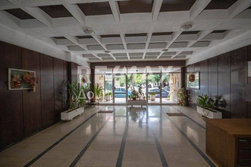 Είσοδος οικοδομής