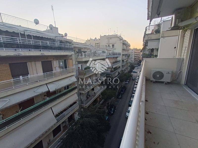 Θέα από μπαλκόνι