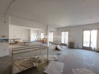 Επαγγελματικό κτίριο στην Αθήνα προς πώληση 