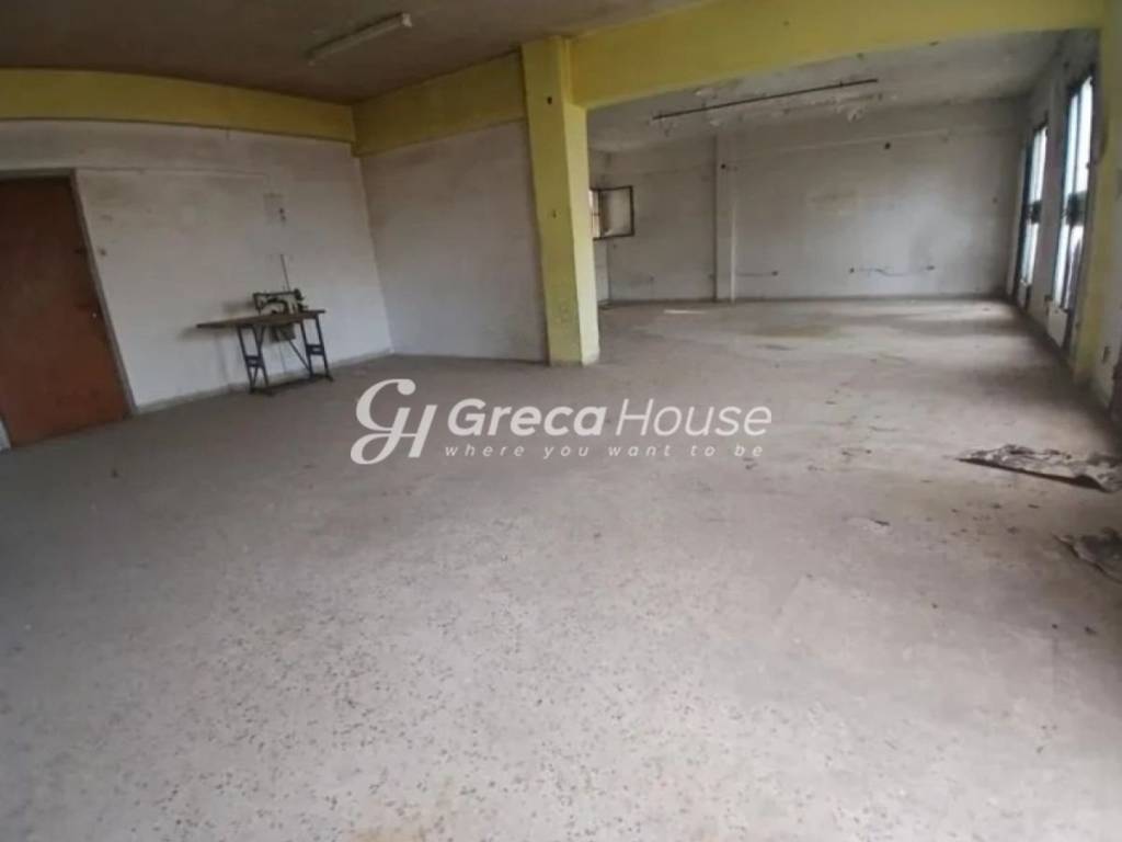 Επαγγελματικό κτίριο στην Αθήνα προς πώληση 