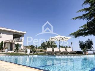 Εξωτερικός χώρος,Πισίνα