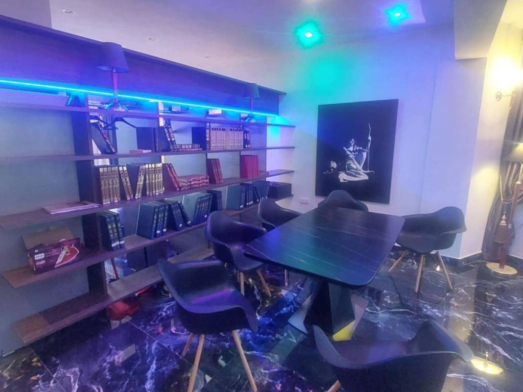 Εσωτερικοι χώροι