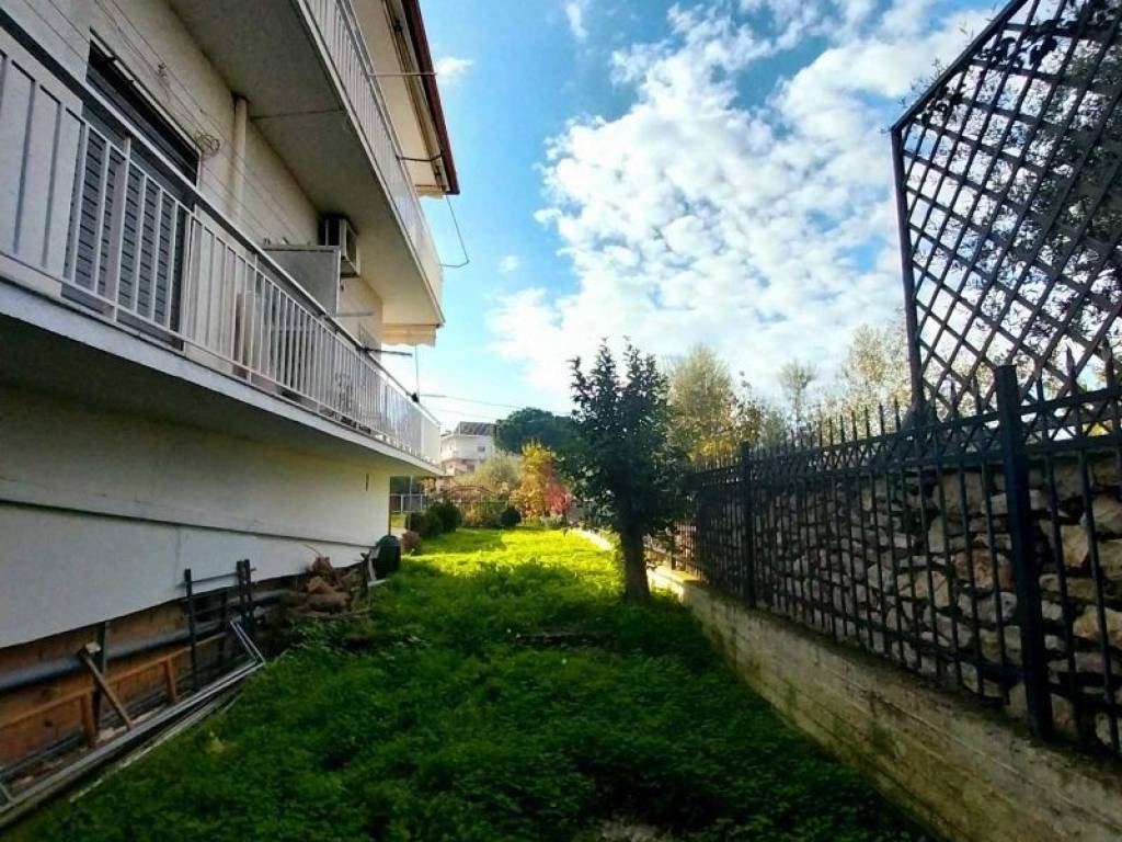 Θέα από μπαλκόνι