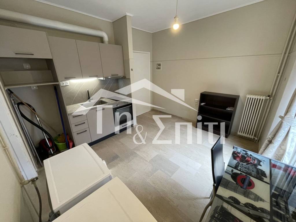 Σαλοκουζίνα