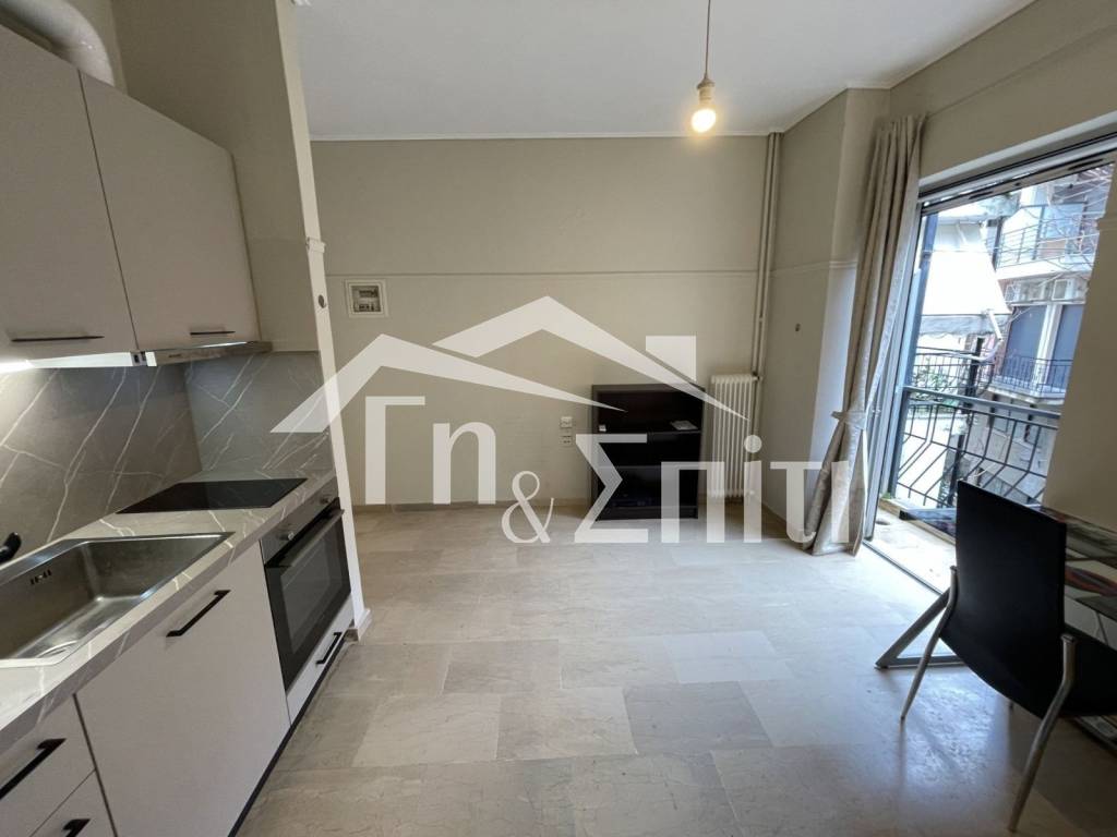 Σαλοκουζίνα