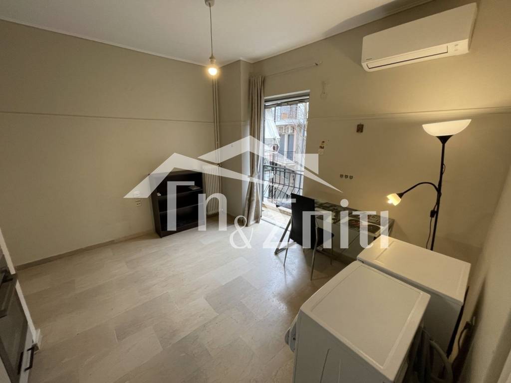 Σαλοκουζίνα