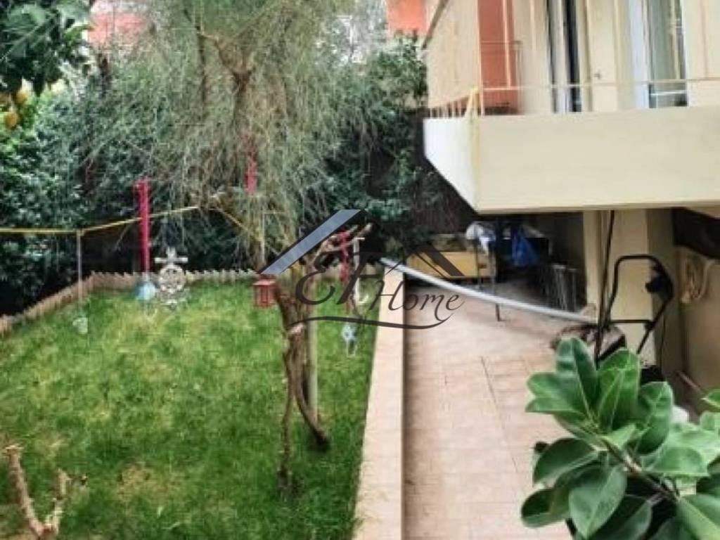 Εξωτερικά διαμορφωμένος χώρος 