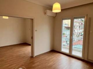 Forumland Real Estate, Σαλόνι